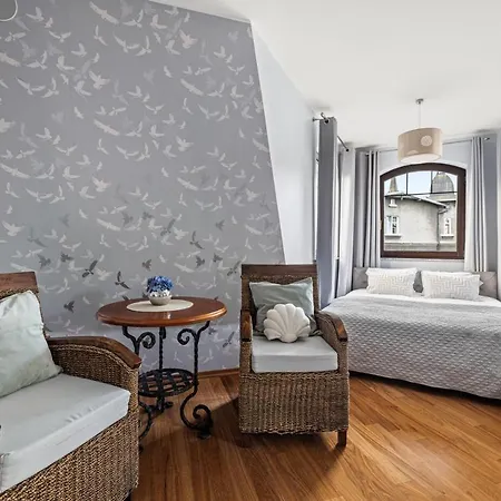 Lägenhet Sloneczne Apartamenty Pulaskiego 8 By Praia - 300 M Do Plazy Sopot