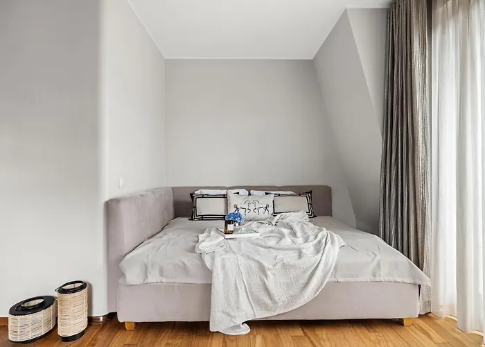 Sea Breeze By 300 M Do Plazy