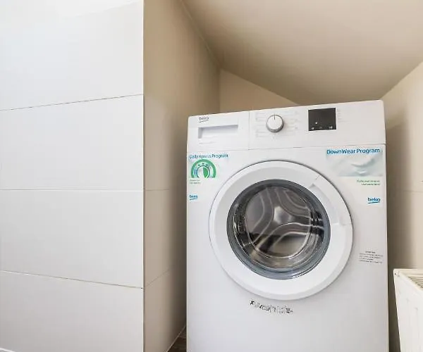 Sea Breeze By 300 M Do Plazy